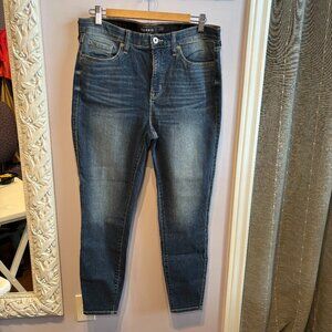 Torrid Ski High Skinny Stretch Soft Denim Jeans size 14R